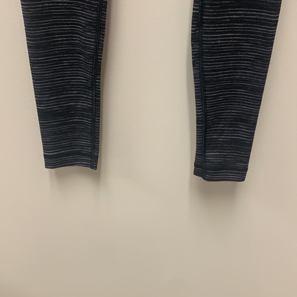 Lululemon striped leggings - Picture 3 of 9